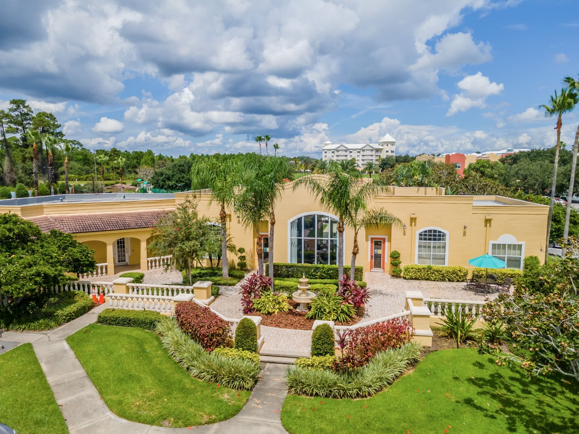 Exterior Views of Mission Club Apartments in Orlando, FL